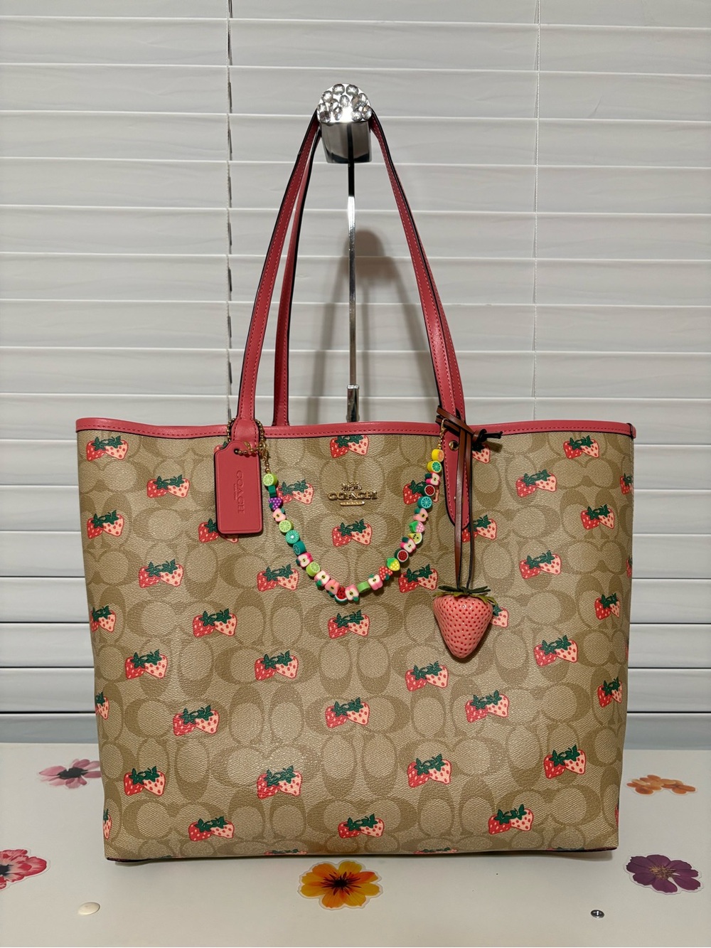 🍓Coach Strawberry Reversible City Tote Bag in Pink and Tan